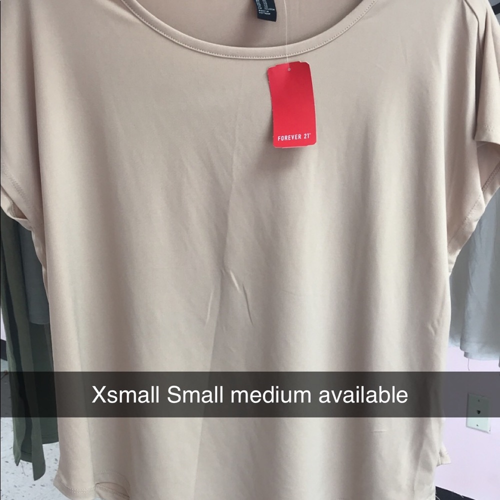 Tops - Picture 2 of 3